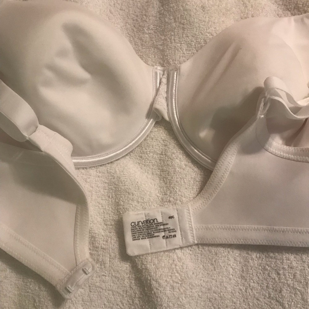 White curvation Bra